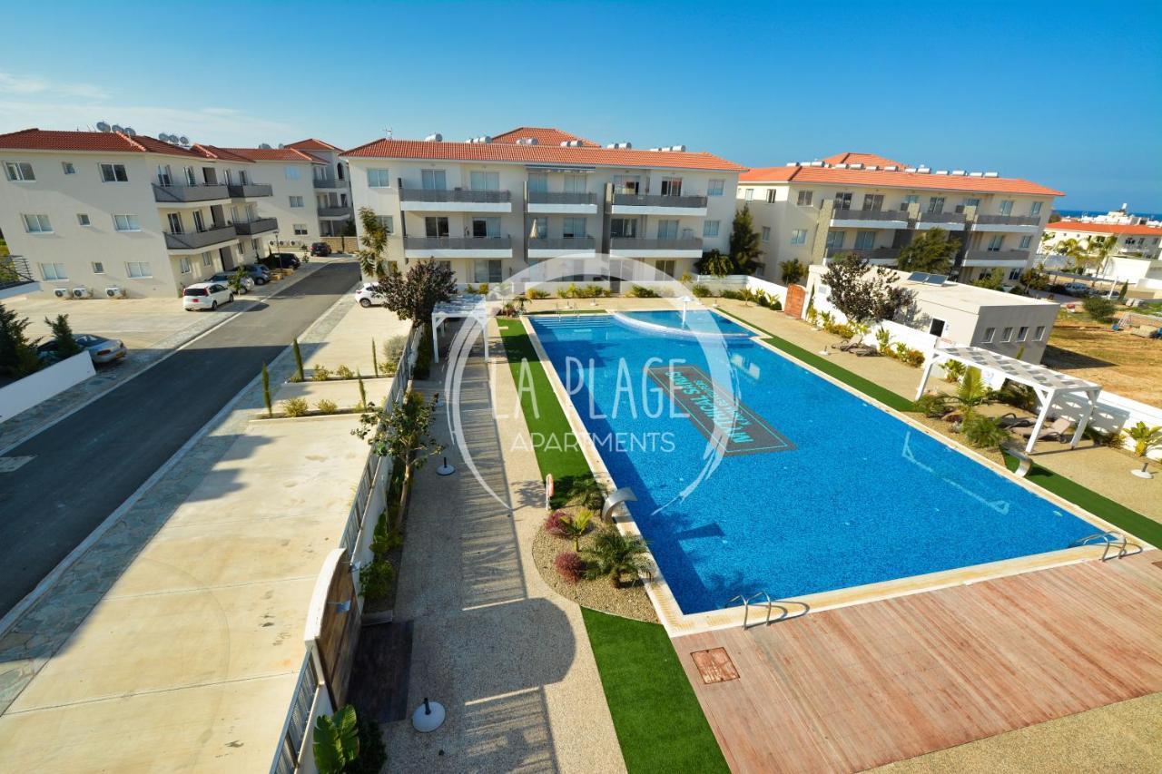 ♥ Sunny&Cozy Family Apartment ★ Walk To The Beach☼ Paralimni Exterior photo