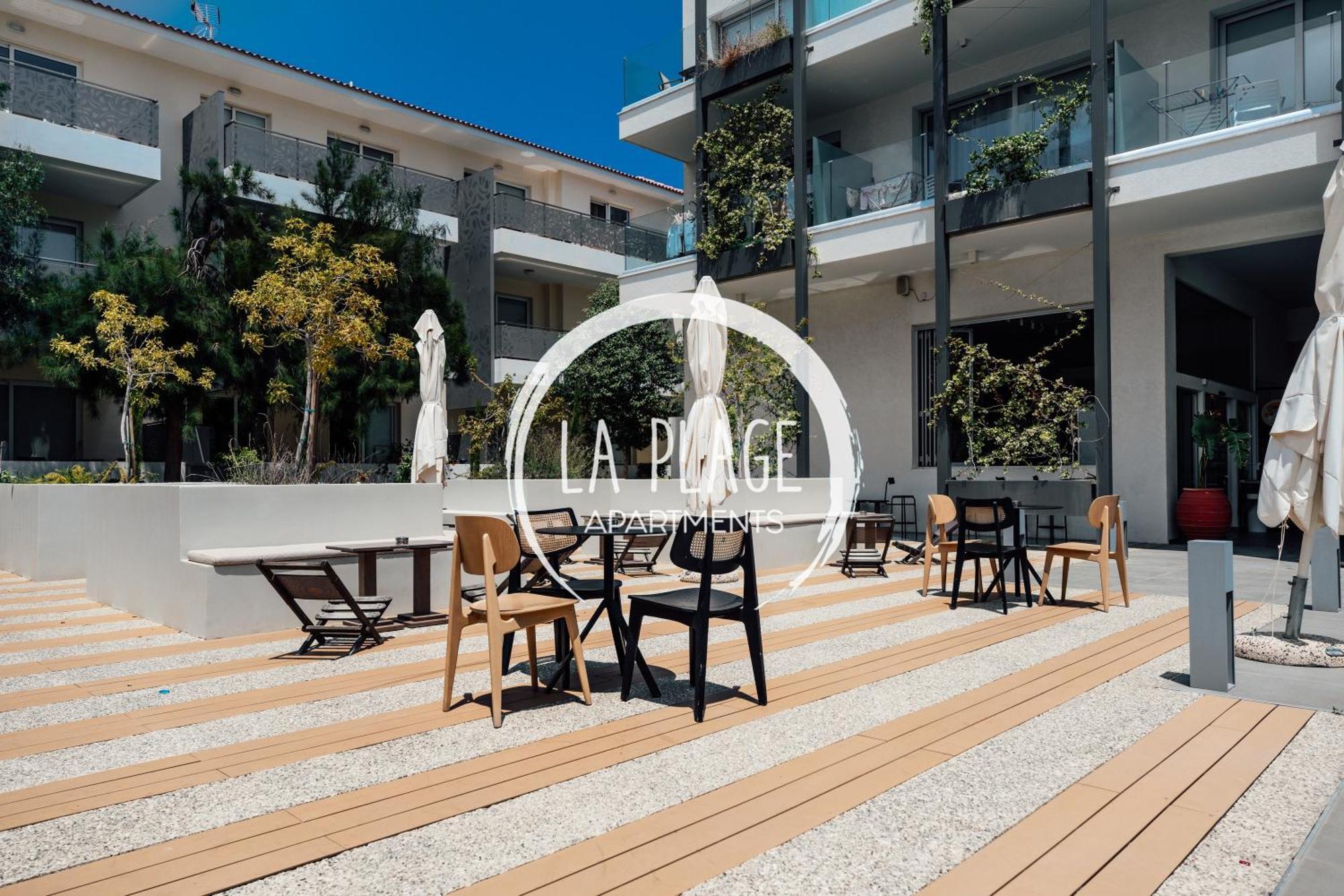 ♥ Sunny&Cozy Family Apartment ★ Walk To The Beach☼ Paralimni Exterior photo